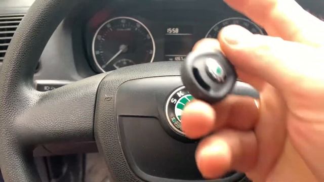 Ключ Škoda а5 2011 год изготовление ключей Киев 0936590214 смотреть онлайн