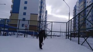 ⚽Чеканка мяча на снегу -2°❄️ 9 апреля 2021 г., Салехард ул. Зои Космодемьянской, 65-67↩️