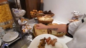 ОАЭ,Шарджа,отель Ситимакс,завтрак.