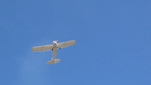 Облет полукопии ЯК-12А из потолочки