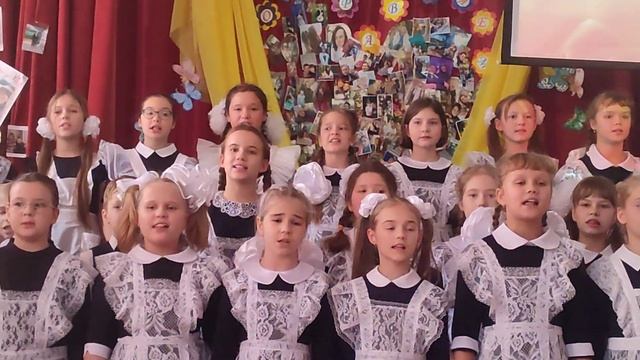 хор "Голоса лицея" поздравляют мам 30.11.23 #ленамама6 #нахабино #лицей 1 смотреть онлайн