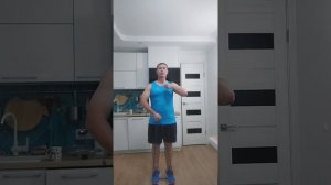 Упражнения на трапецию с эспандером