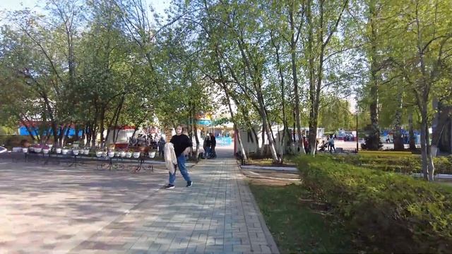 ГОЛОВОКРУЖИТЕЛЬНЫЕ АТТРАКЦИОНЫ В ЧЕЛНАХ. ПРОГУЛКА ПЕШКОМ