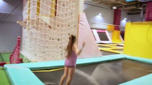 БАТУТ НА РАЗДЕВАНИЕ / БАТУТ CHALLENGE