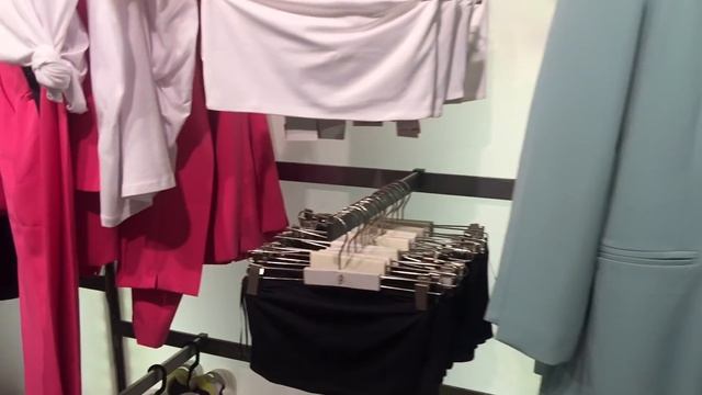 Обзор магазина  "Stradivarius" в Марк Анталии.