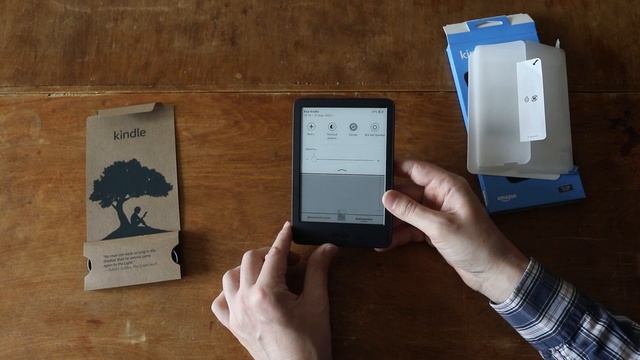 Обзор распаковка e-ink ридера Amazon Kindle 11 смотреть онлайн