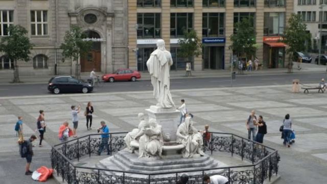 Берлин Митте смотреть онлайн