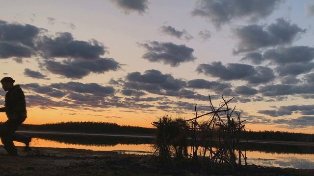 Охота на уток в Якутии с лайкой. One day from duck hunting in Yakutia with siberian Laika. смотреть онлайн