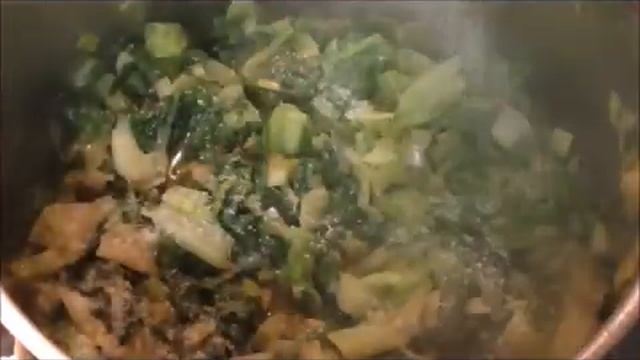 Греческая кухня ?? Фрикасе по греческий с соусом авголемоно