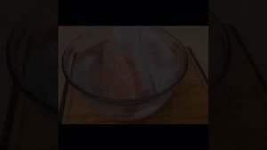 Как быстро разморозить рыбу без микроволновки