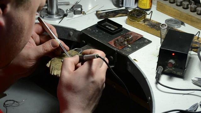 Антенный VHF, UHF усилитель LNA (Low-noise amplifier) смотреть онлайн