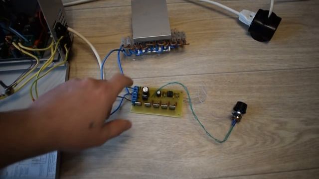 ШИМ регулятор на 30А...ладно и на 40 пойдет) смотреть онлайн