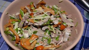 Салат с языком