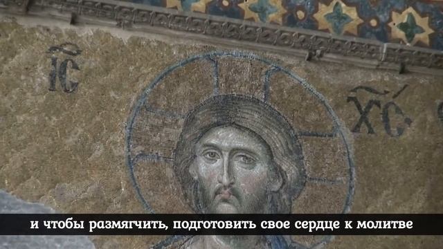 Когда нужно креститься на кладбище, какие молитвы читать, нужно ли целовать крест и касаться могилк