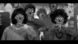 Мужик нашел специальные очки и увидел кто управляет человечеством