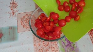 БЫСТРЫЙ ВКУСНЫЙ И ПРОСТОЙ САЛАТ из ПОМИДОР ЧЕРРИ.Любимый Салат.Салат из Черри.