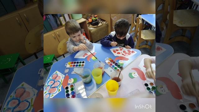 Декоративное рисование в средней группе "Барышня танцует"
