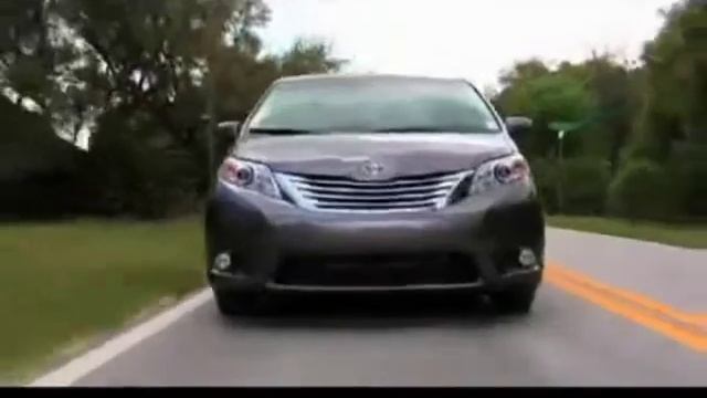 Toyota Sienna video road test by Vehiclestest.com смотреть онлайн