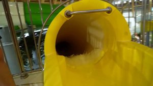 Удаленное видео Мамикса! РЕАЛЬНО ЛИ ПОХУДЕТЬ,СПУСКАЯСЬ С ЭКСТРЕМАЛЬНОЙ ГОРКИ В АКВАПАРКЕ