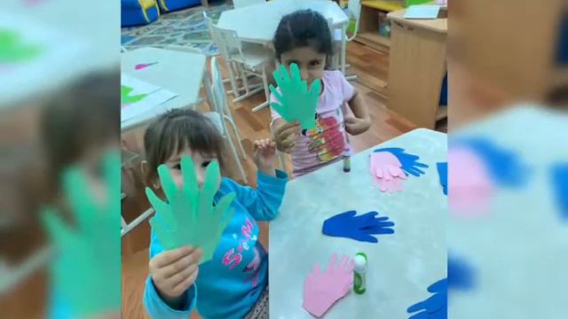 Коллективная аппликация "Флаг Краснодарского края". Средняя группа.  Воспитатель Худышкина В.А. смотреть онлайн