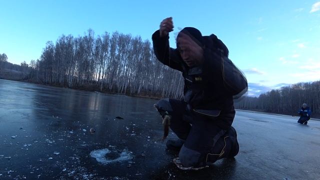 ПЕРВЫЙ ЛЁД 2022-23 | НЕ ОЖИДАЛИ ТАК ПОПАСТЬ | это не ЯКУТИЯ