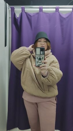 Хотела купить себе модную шляпку, да передумала