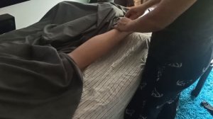 Полный профессиональный, лечебный, лимфодренажный, расслабляющий массаж ног от Массажного Терапевта