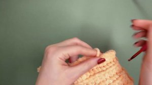 ВАРЕЖКИ КРЮЧКОМ из плюшевой пряжи I Для новичков?