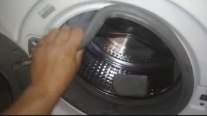 Что делать если стиральная машинка воняет