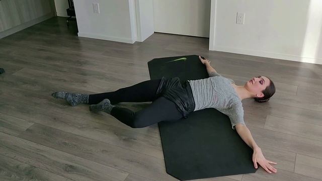 Lean Legs in 30 Mins | Ballet | Floor Barre Routine | Star Dance Centre (2020) смотреть онлайн