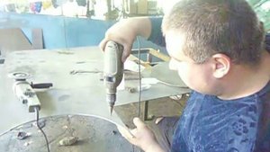 как просверлить конусными свёрлами