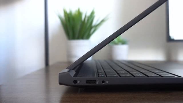 HP Victus Review (2022) - Entry Level Gaming Redefined! смотреть онлайн