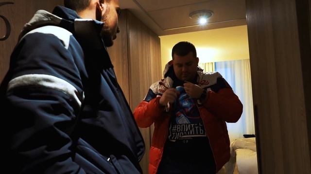 НЕ улетели в Красноярск! Встретились с Виталиком из Smotra RUN Байкал. Тюнинг Brabus на Жигули.