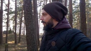 Постройка без фундамента на валунах и свинарник