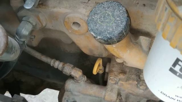 JOHN DEERE 315 SL - ежедневное ТО !!! смотреть онлайн