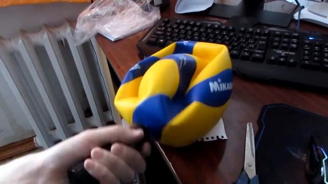 волейбольный мяч.