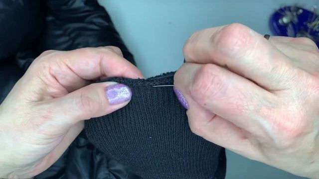 Лайфхак / Удлинить рукав пуховика/сделать своими руками/простой способ /как удлинить рукава пальто/ смотреть онлайн