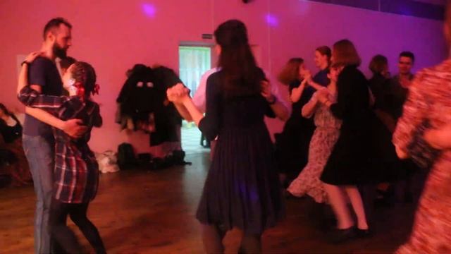 Полька Дзядзькова * Капэля Алёны Мялешкі смотреть онлайн