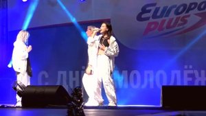 Елена Темникoва - Вдох, Живое исполнение на дне молодежи в Воронеже