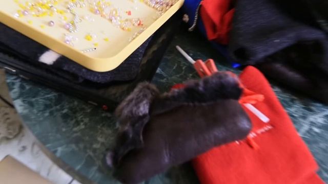 МЕХОВЫЕ ТЕПЛЫЕ ЧУНИ ЗА 5 МИНУТ ИЗ ТОГО ЧТО ЕСТЬ В КАЖДОМ ДОМЕ смотреть онлайн