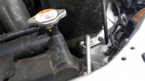 Как снять решётку радиатора на НМПС.