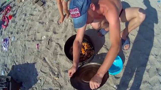 Мидия подкопченая в масле. смотреть онлайн