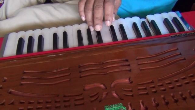 501 Beginner Harmonium - Opening & Closing Prayers смотреть онлайн