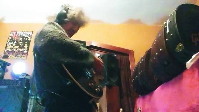 Gibson LP Fender Champion 20 Amp Improv Jam смотреть онлайн