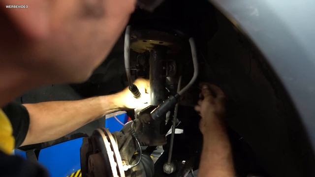 Holger ratlos!? ? Nervenzerreißender ABS-Fehler im Opel Corsa - Live-Diagnose XXL!! смотреть онлайн