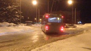 Дрифт на троллейбусе. А вам слабо?