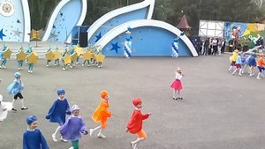 ПЛУТОНЧИКИ поет Алексеенко Лиза