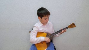 "Кукушка" игра на балалайке. Бердская детская музыкальная школа им. Г.В. Свиридова