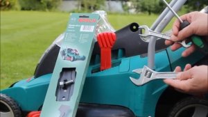 How to: replace / change blade of Bosch Rotak cordless electric Lawn mower 43, 40, 37, 34, 32, 36 L