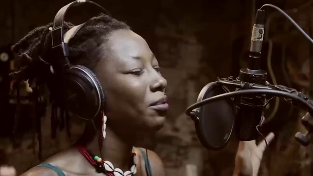 Timbuktu Fasso - Fatoumata Diawara & Amine Bouhafa смотреть онлайн